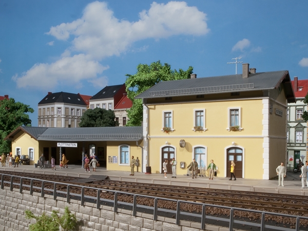 11369 - Bahnhof Plottenstein