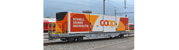 2592 115 - RhB Sb 65615 mit Container „Coop“ H0 AC/ 3L-WS