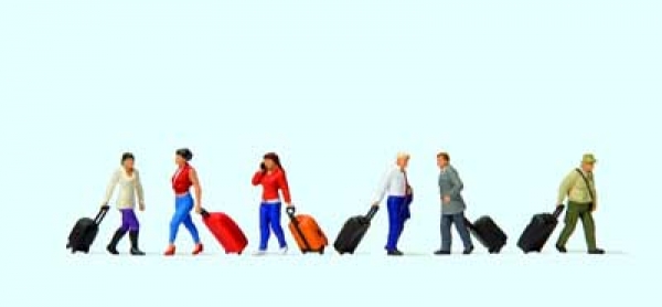 10640 - Gehende Reisende mit Trolleys