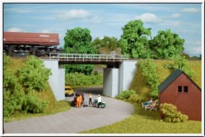 11428 - HO Kleine Brücke