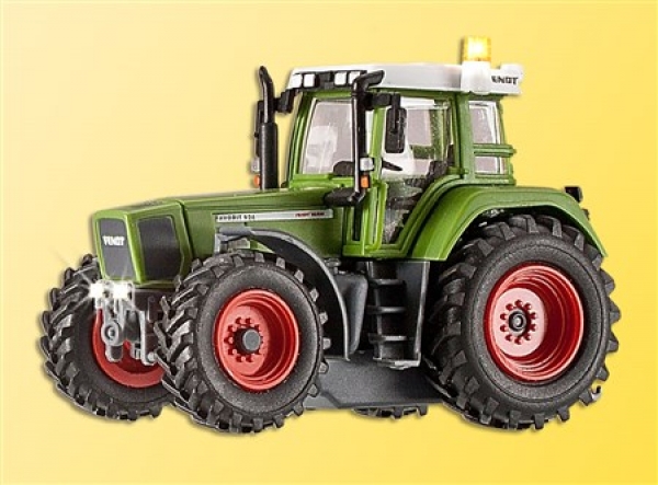 H0 Traktor FENDT mit Beleuchtung und gelbem Blinklicht, Funktionsmodell, Best.Nr V1166