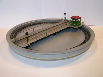 6901 - 23m  D R E H S C H E I B E Bahnhof Augsburg