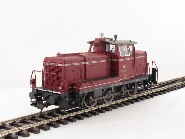 40142-02 - Diesellok BR 260 233-2, DB, Ep.4, "altrot"