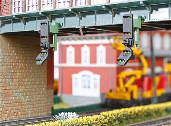 H0 Einfahrsignalköpfe mit Vorsignal und Multiplex- Technologie, 2 Stück, Best.Nr V4753