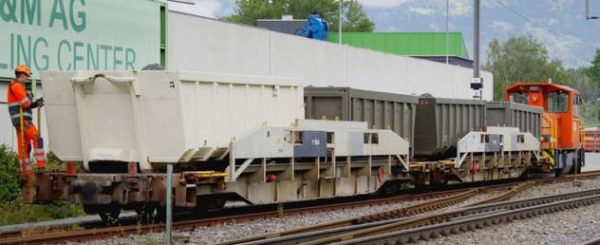 2290 190 - RhB P 10050 Tragwagen mit Schlackenmulden (2x dunkel)