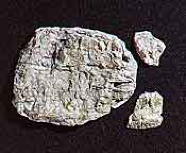 WC1235 - Gießform spitzer Felsen